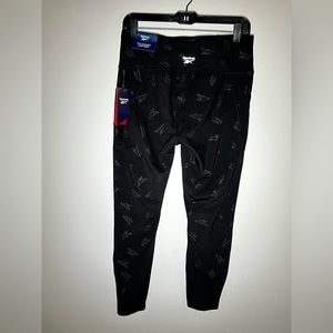 Reebok women’s tights size large brand new with tags